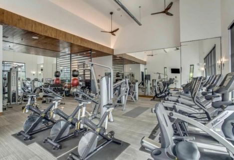 Здається кімната до 3 серпня