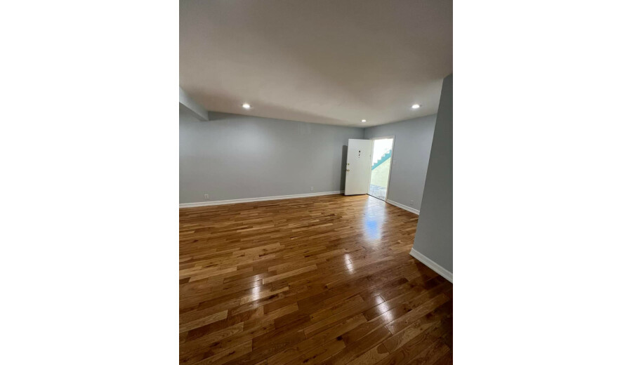 Здається 2кімнатна квартира -