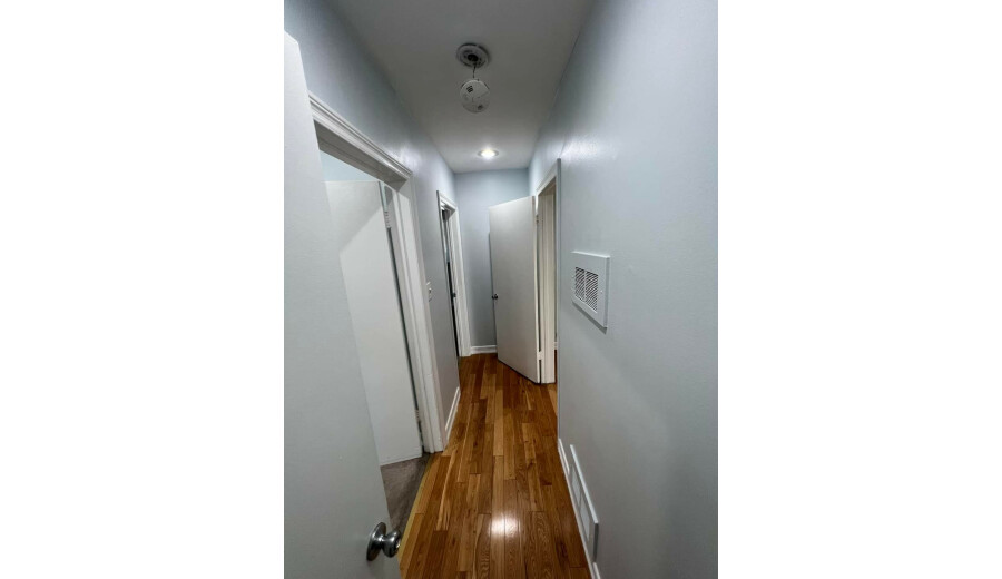 Здається 2кімнатна квартира -