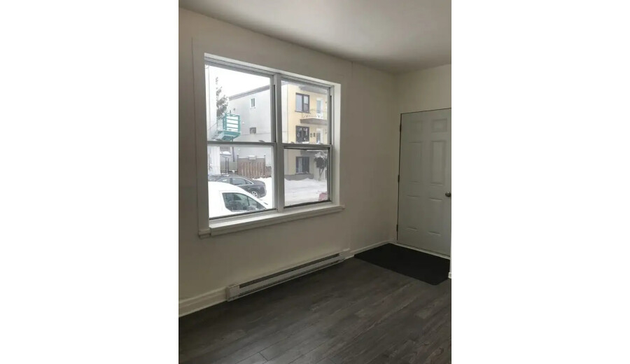 Дуже гарно 3 1/2, просп. Ежен-Ламонтань, limoilou July -