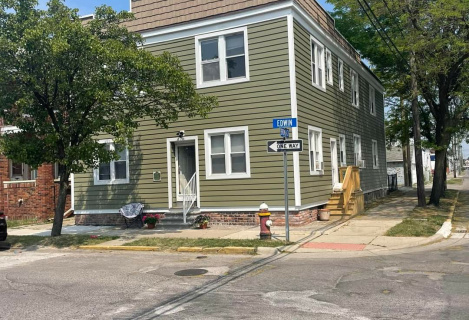 Здається квартира