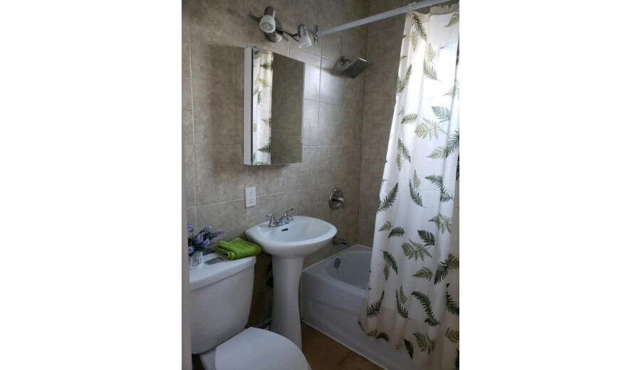 Здається квартира -