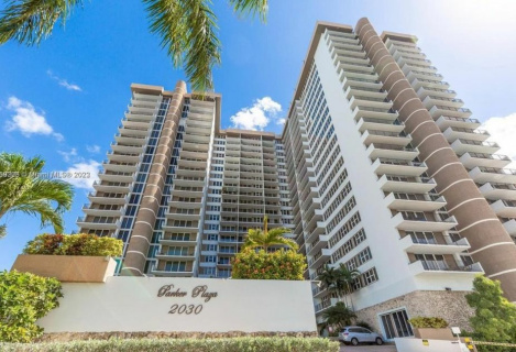 Шикарна квартира на березі океану!