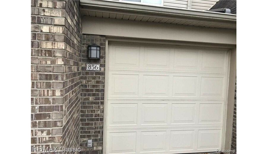 Здається квартира -