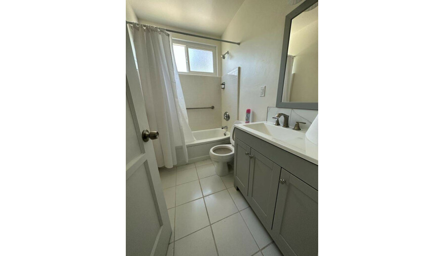 Здається будинок -