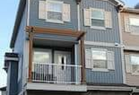 Здається будинок