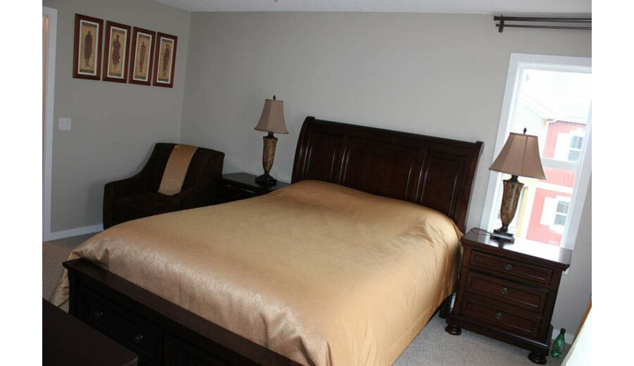 Здається будинок -