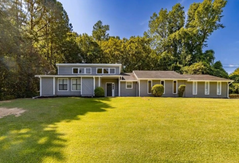 Продаж будинку