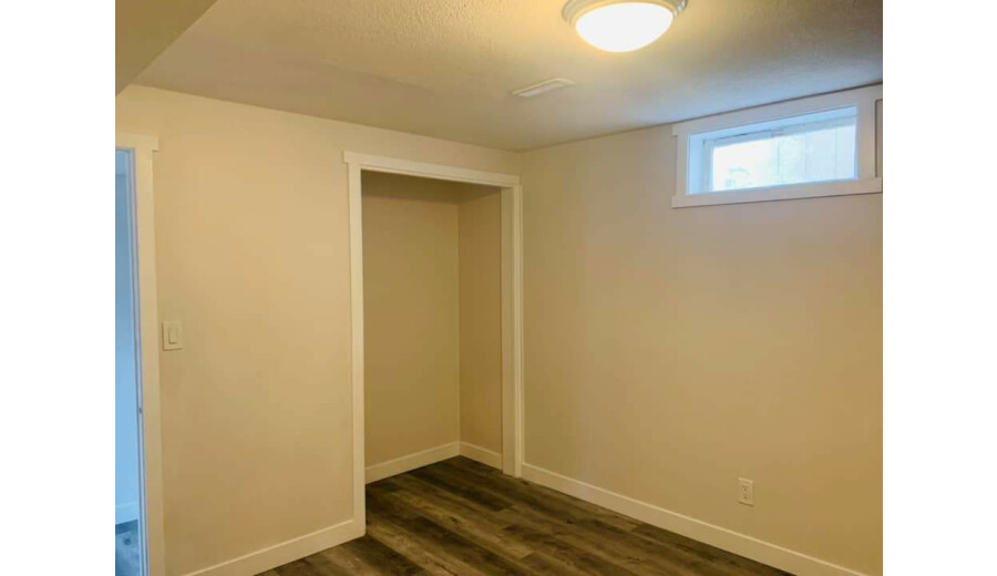 Здається підвальне приміщення -