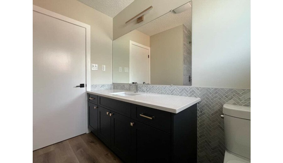 Продаж будинку -