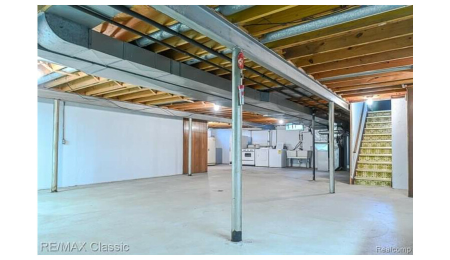 Дім на продаж -