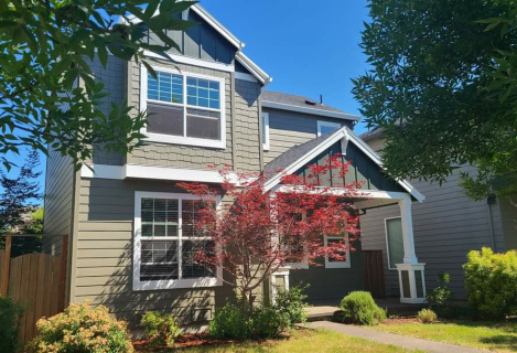 Здається будинок