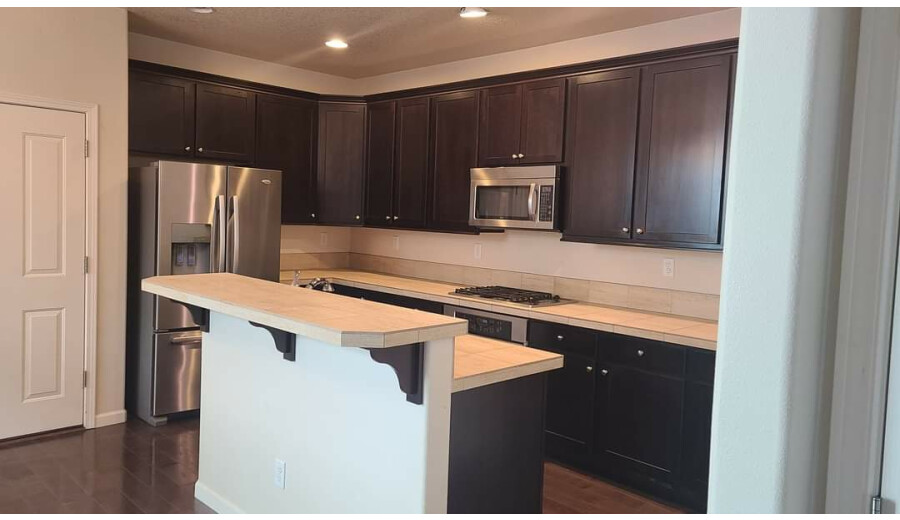 Здається будинок -