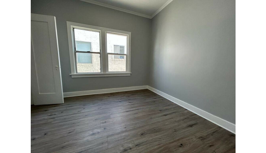 Здається будинок -