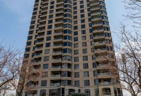 Здається апартамент у престижному будинку біля річки на Île des Sœurs