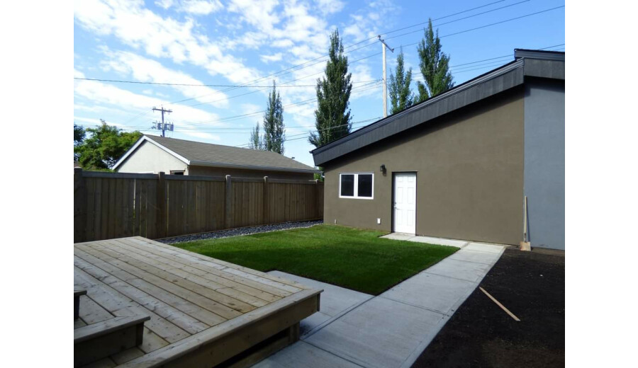 Продаж будинку -