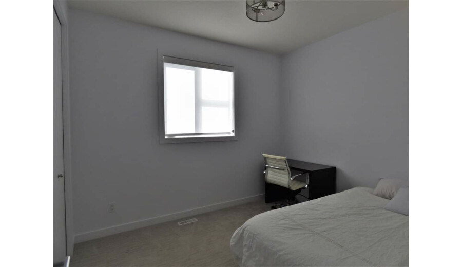 Продаж будинку -