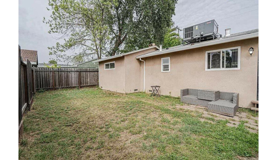 Здається квартира -