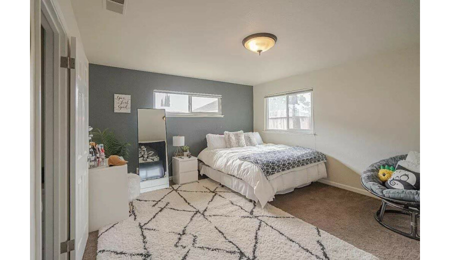 Здається квартира -