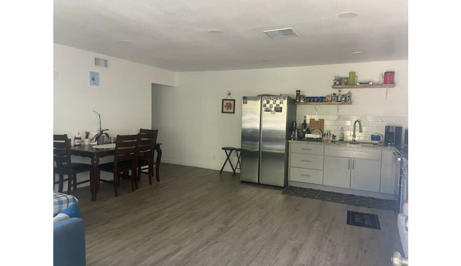 Здається квартира -