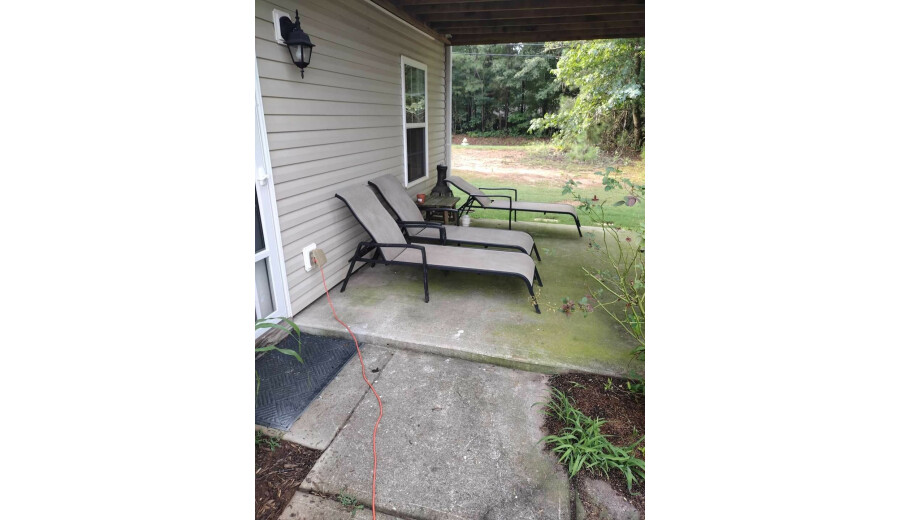 Здається 1й поверх -