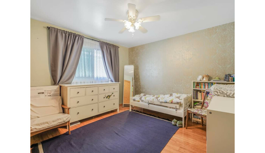 Продаж будинку -