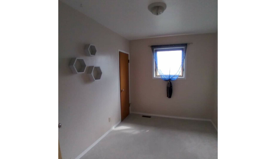 Здається будинок -