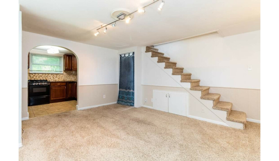 Здається будинок -