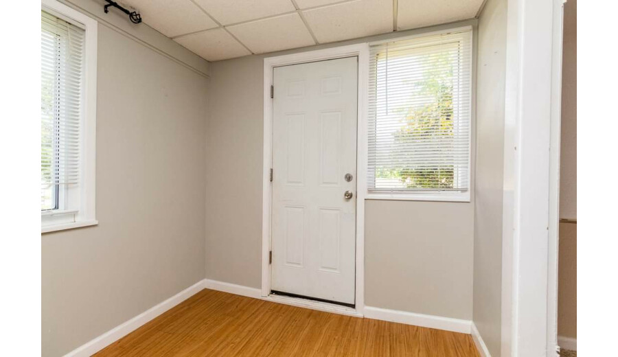 Здається будинок -