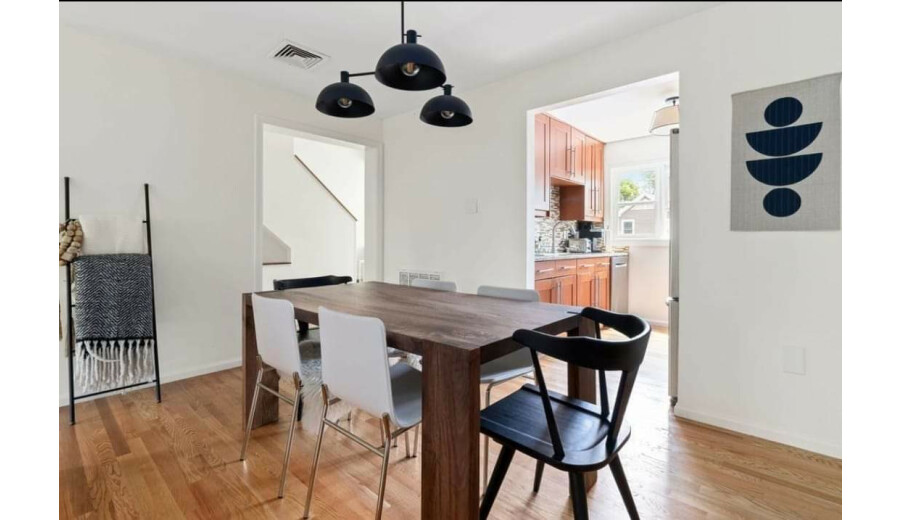 Здається будинок -