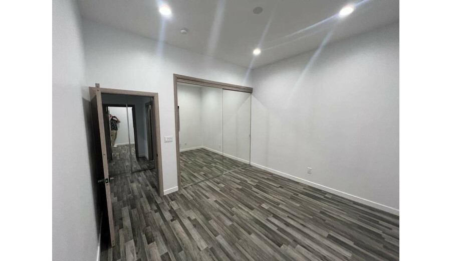 Здається будинок -