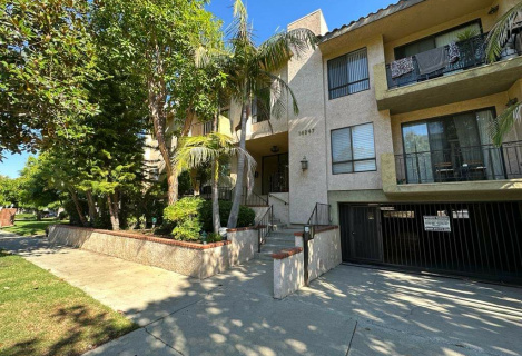 Здається кондо