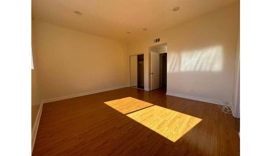 Здається кондо -