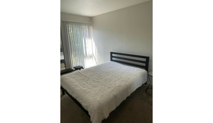 Здається кімната - 