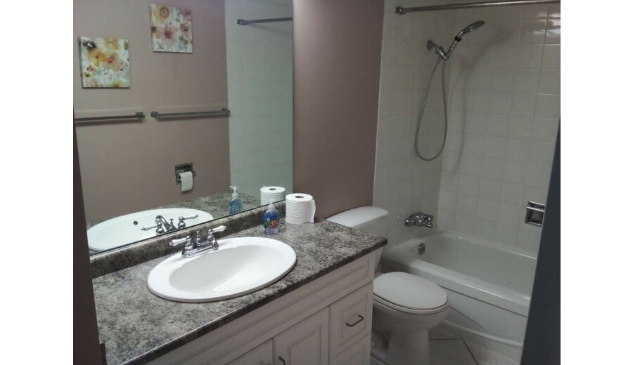 Здається квартира -