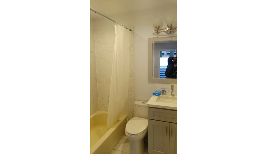 Здається студія -