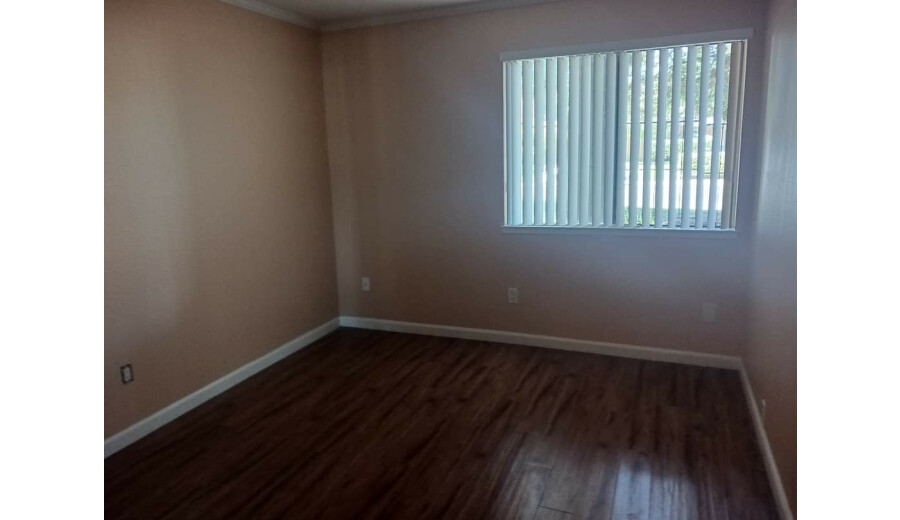 Здається квартира -