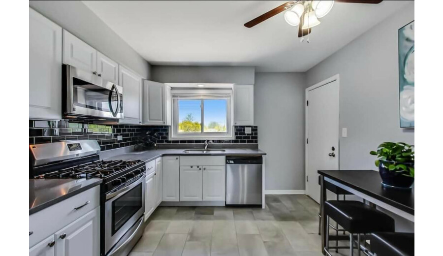 Продаж квартири -