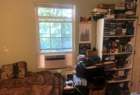 Здається кімната