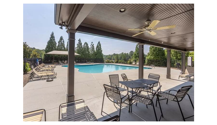 Продаж будинку -