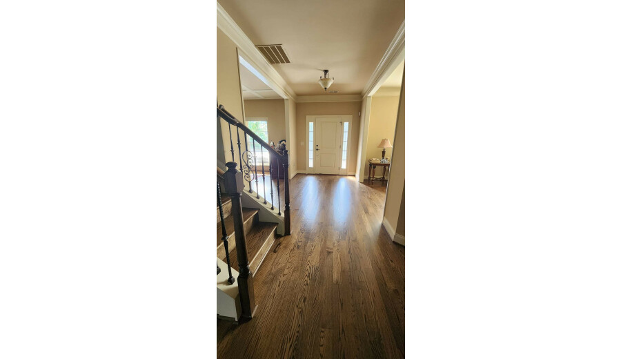 Продаж будинку -