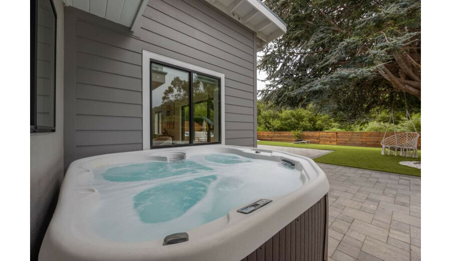 Продаж будинку -