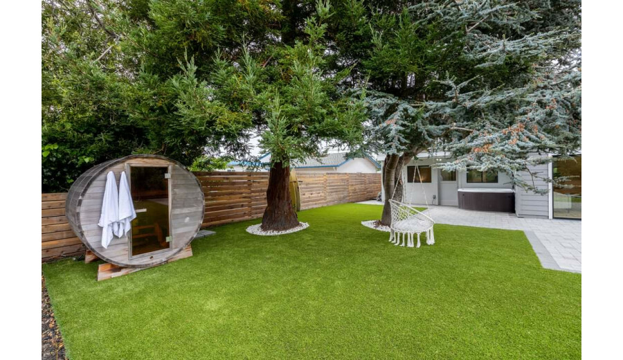 Продаж будинку -