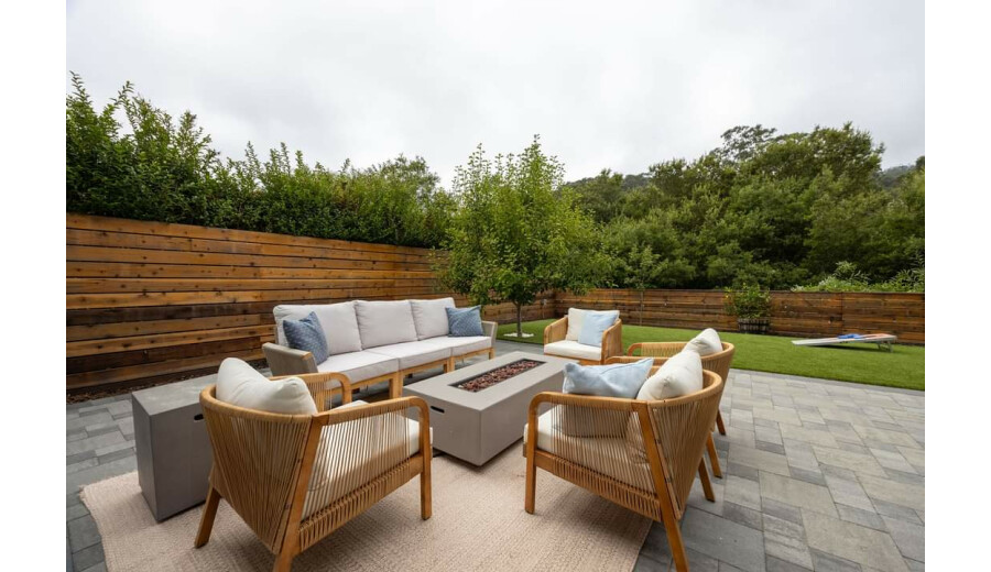 Продаж будинку -