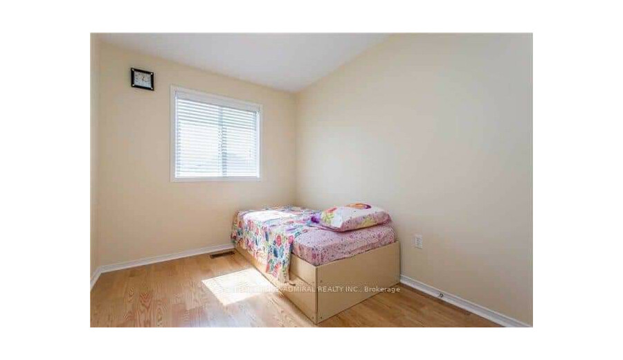 Здається будинок -