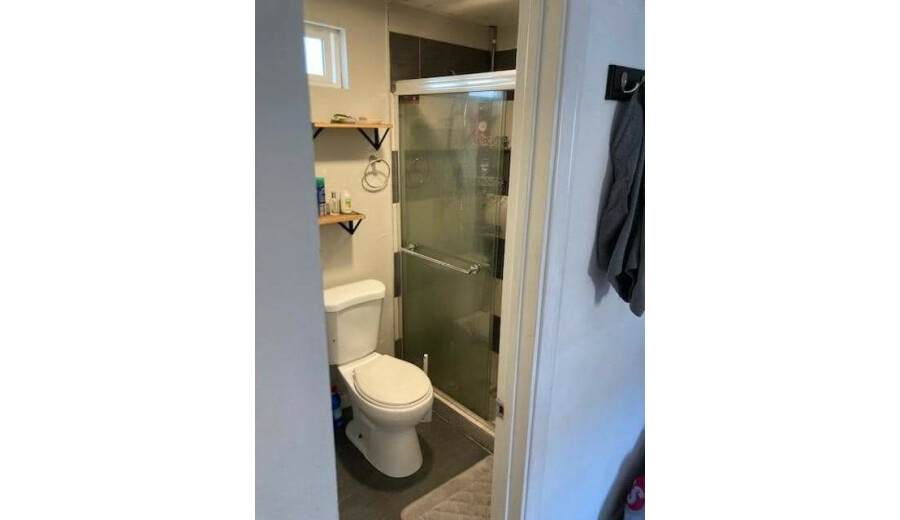 Здається будинок -