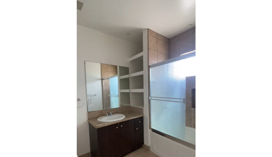 Здається квартира -