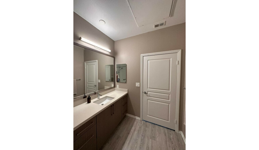 Здається квартира -