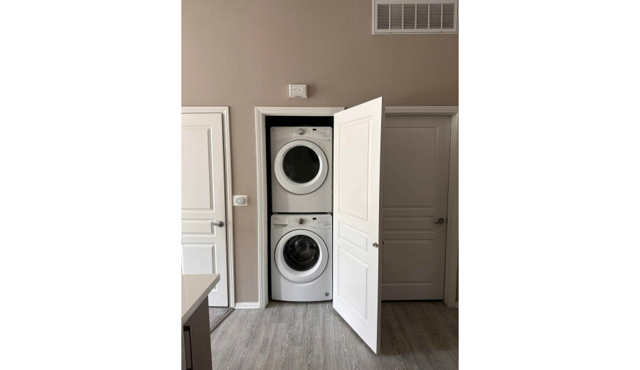 Здається квартира -