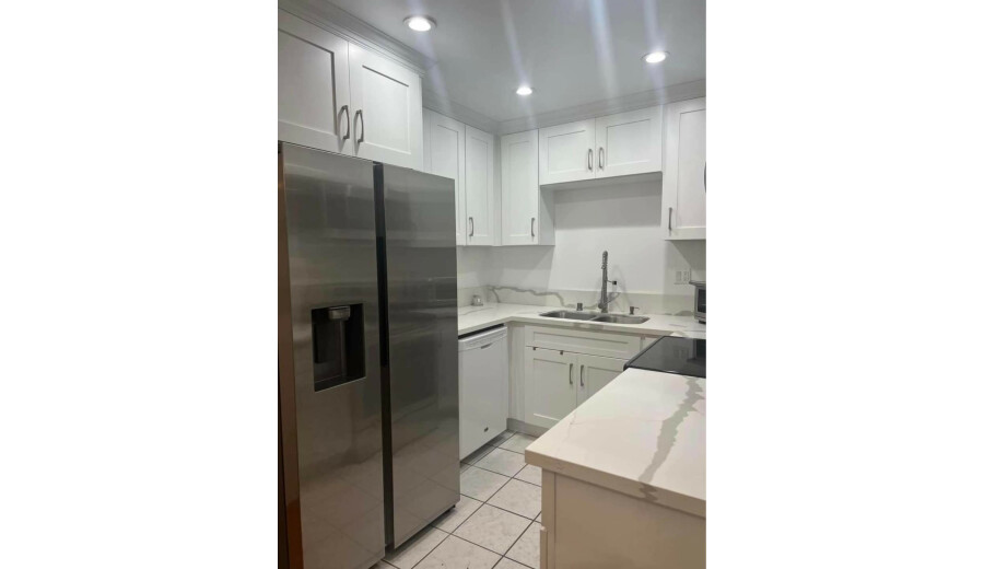 Здається будинок -